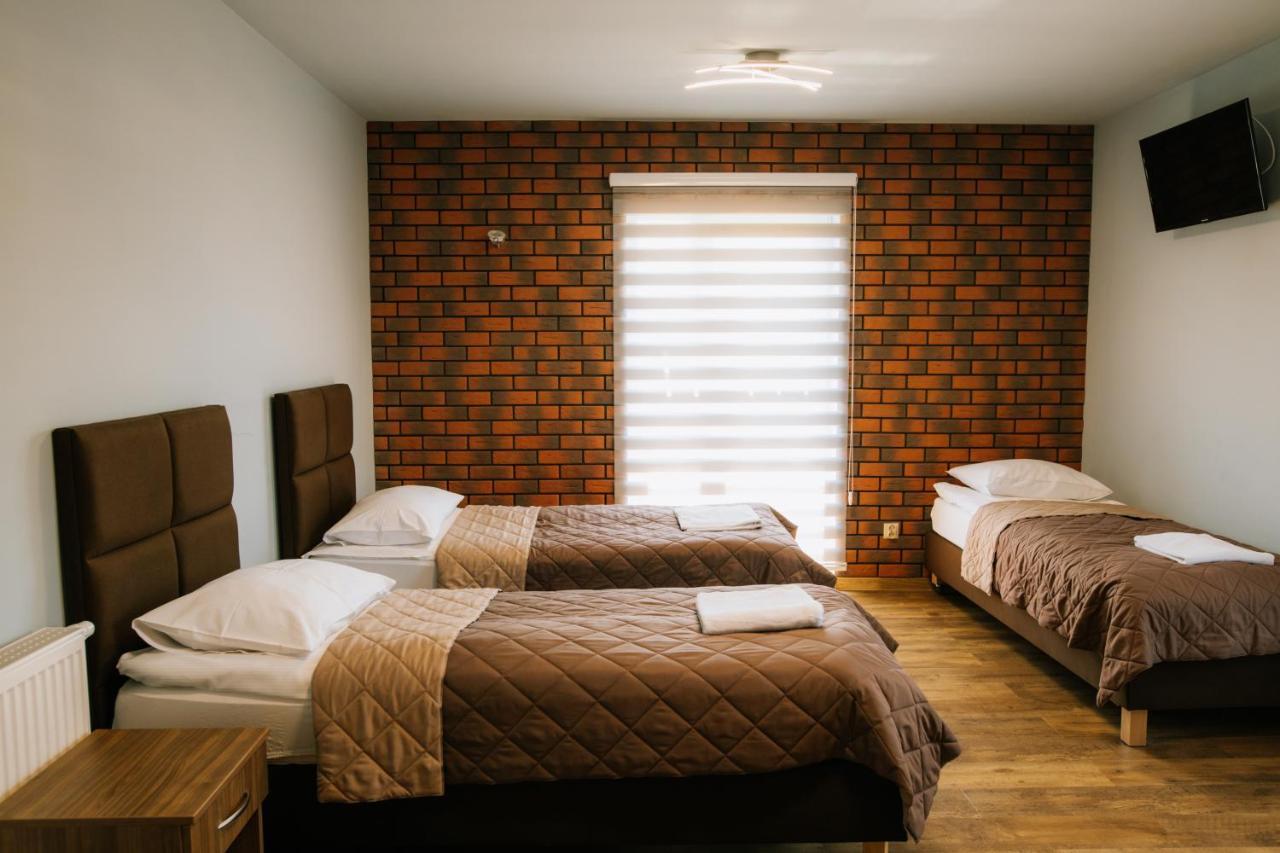 Kasztelan Hotel Krosno Kültér fotó