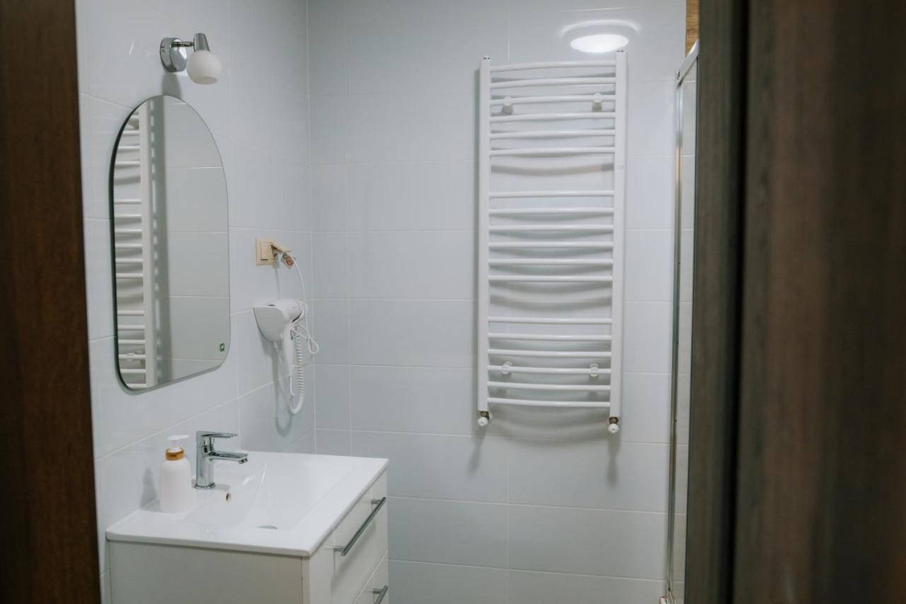 Kasztelan Hotel Krosno Kültér fotó